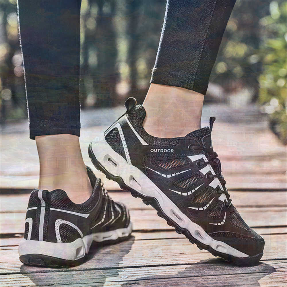 Sumer Round Tip Silver Sneaker - огляд і ціна Office Tech For Home