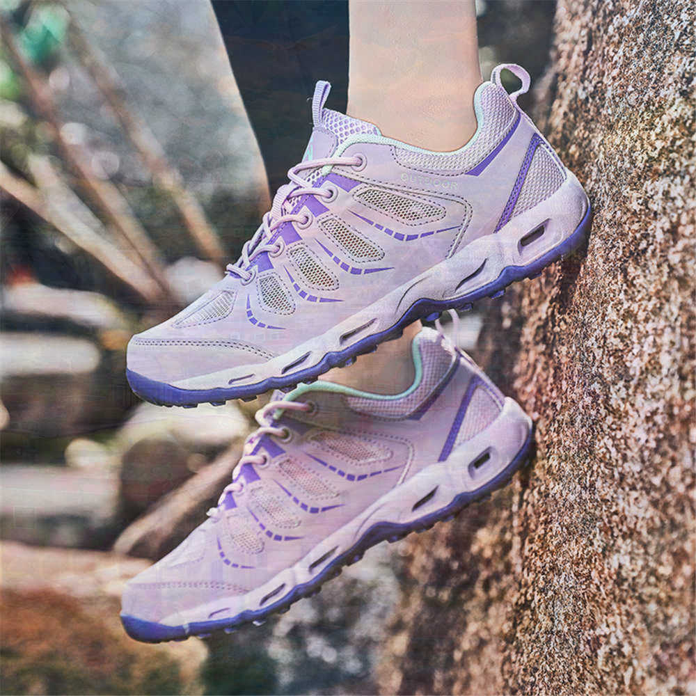 Sumer Round Tip Silver Sneaker - огляд і ціна Office Tech For Home